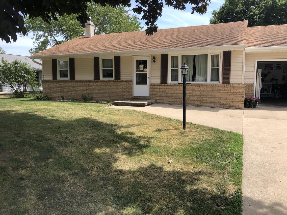 112 S 11th St., Hennepin, IL 61327