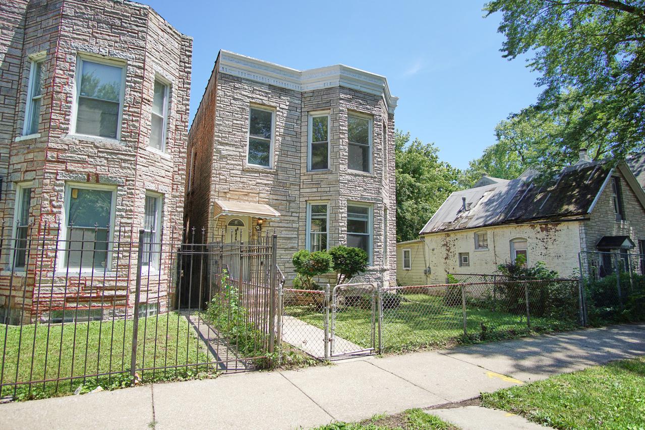 6429 S Laflin St., Chicago, IL 60636