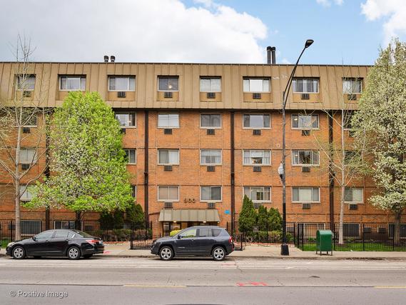 900 W Fullerton Ave. #4G, Chicago, IL 60614