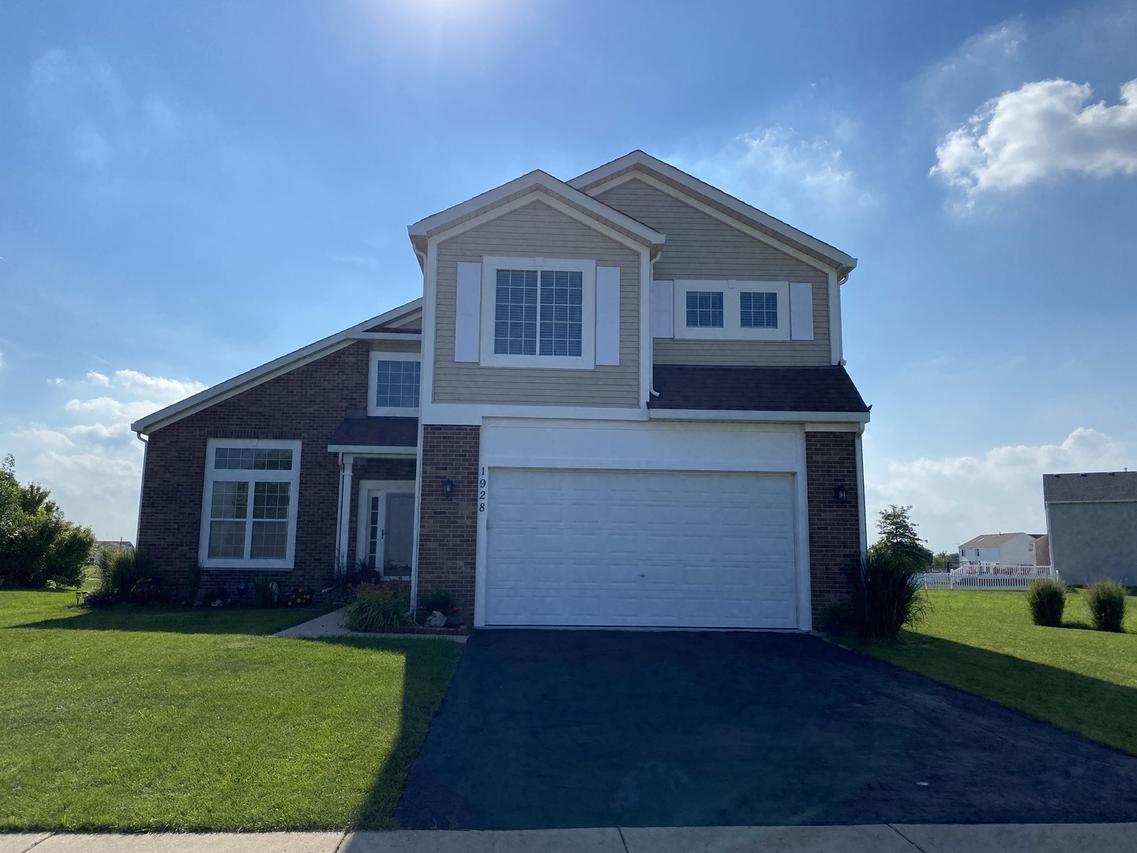 1928 Monhegan Ave., Beecher, IL 60401