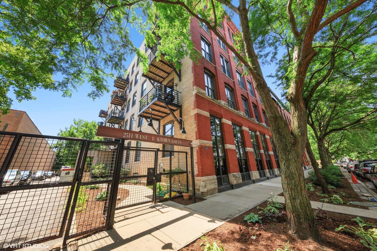 2511 W Moffat St. #206, Chicago, IL 60647
