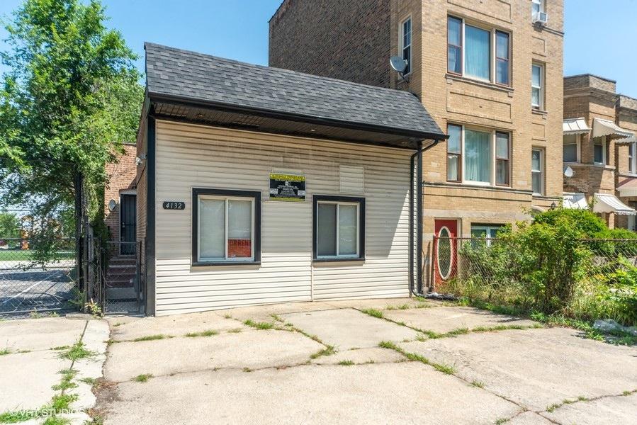 4132 W West End Ave., Chicago, IL 60624