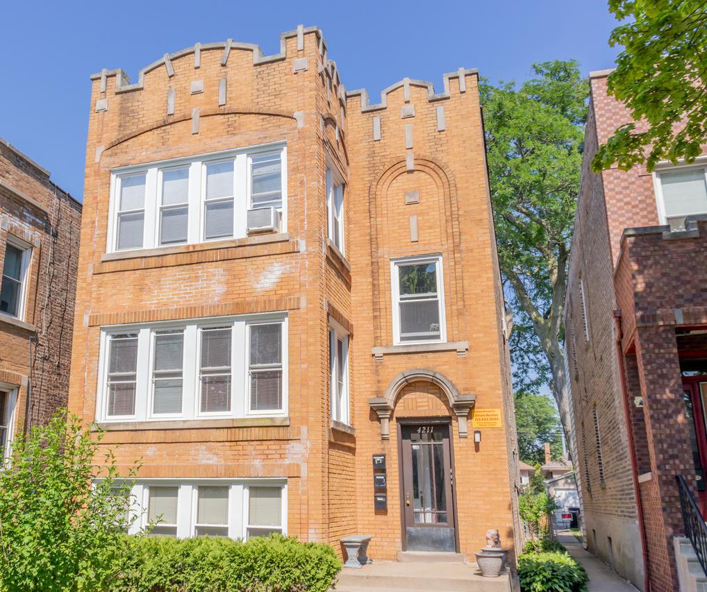 4211 N Marmora Ave., Chicago, IL 60634