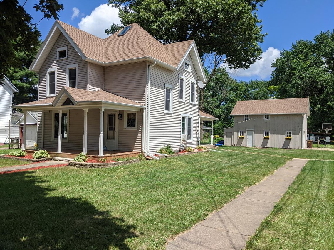 217 S Ridge St., Shannon, IL 61078