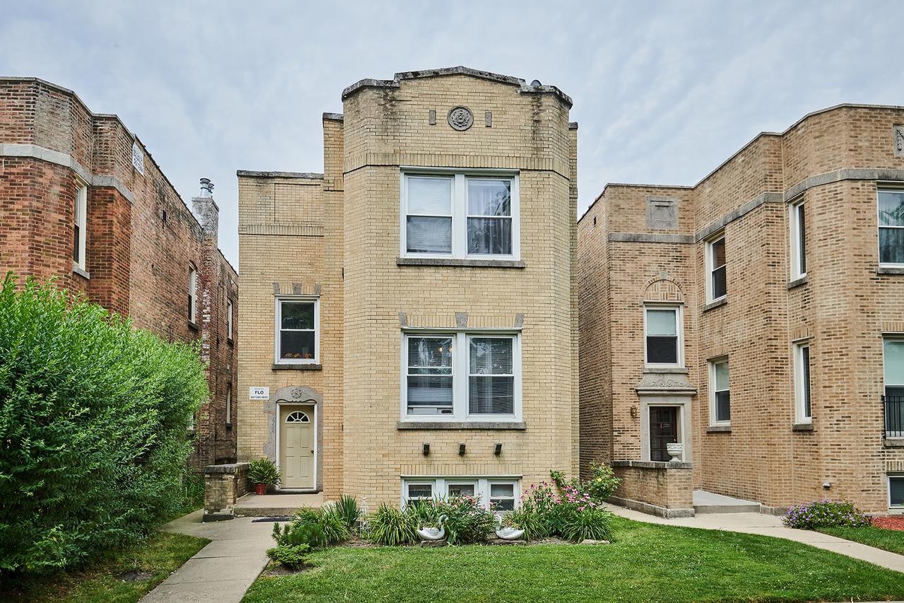 7924 N Karlov Ave., Skokie, IL 60076