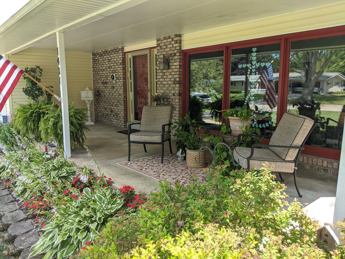 1431 S Deming Ave., Freeport, IL 61032