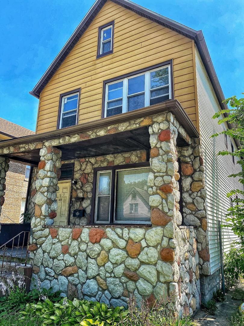 12211 S Wallace St., Chicago, IL 60628