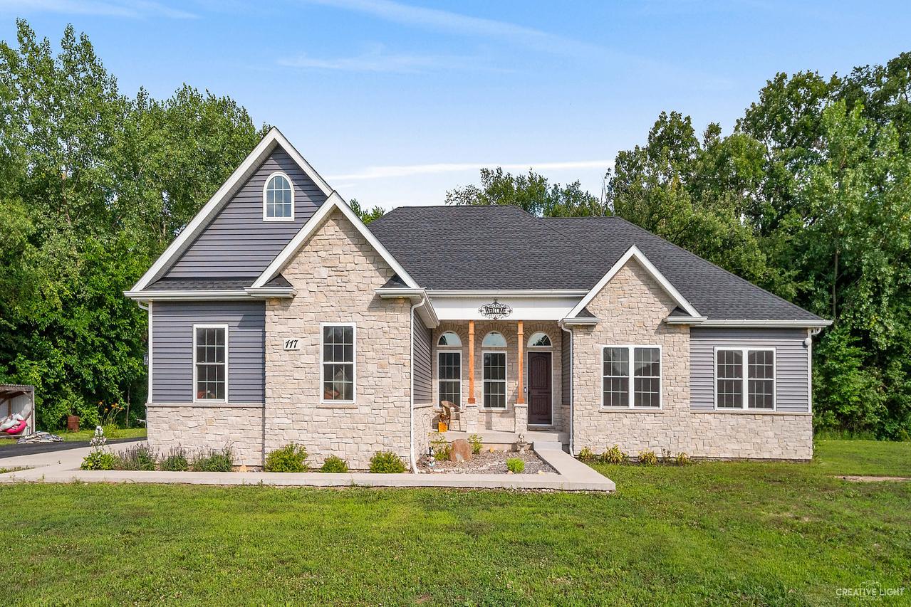 117 Belle Rive Dr., Millington, IL 60537