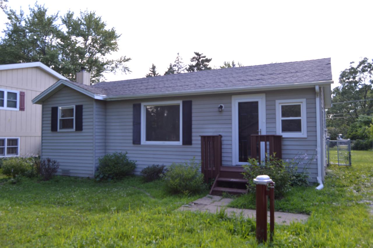 5503 Oakwood Dr., Oakwood Hills, IL 60013