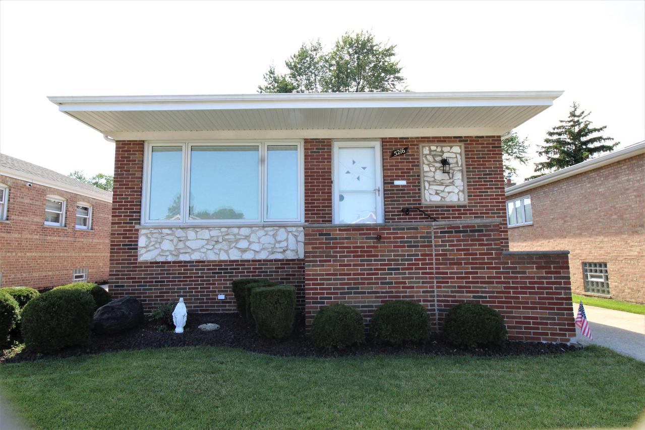 5216 S New England Ave., Chicago, IL 60638