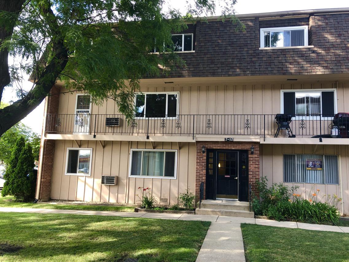 2302 Algonquin Rd. #11, Rolling Meadows, IL 60008