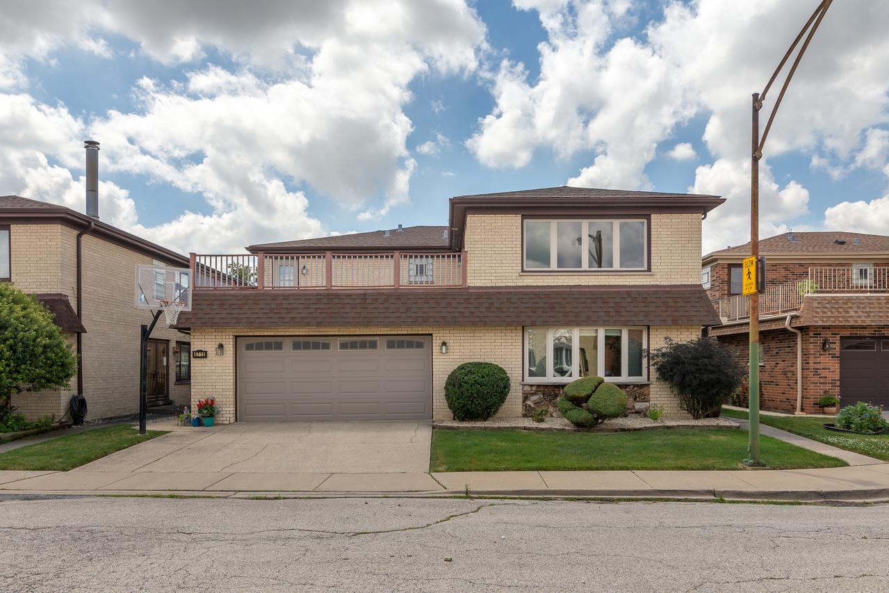 4718 N Chester Ave., Chicago, IL 60656
