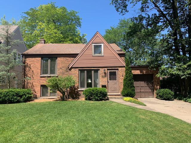 252 Churchill Pl., Clarendon Hills, IL 60514