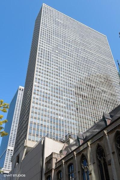 111 E Chestnut St. #32C, Chicago, IL 60611