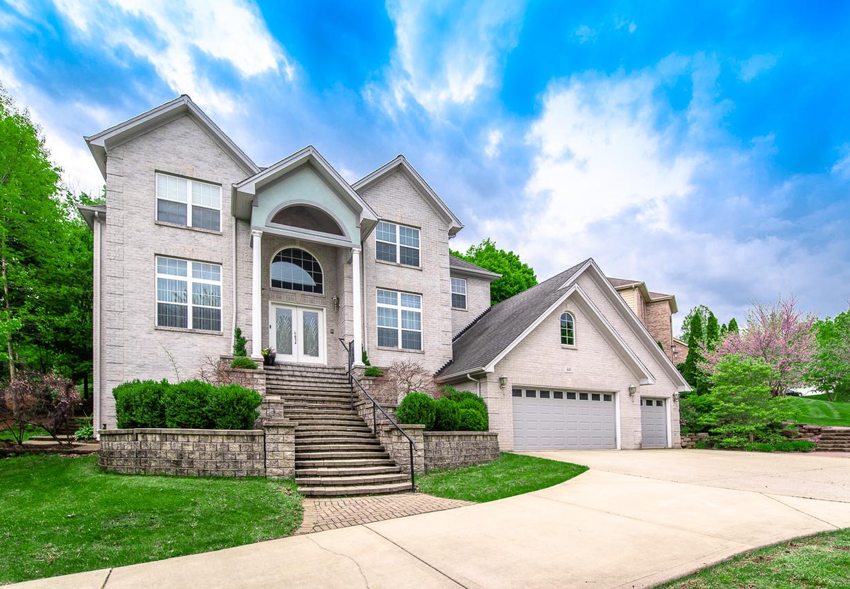 440 Delaware Cir., Bolingbrook, IL 60440