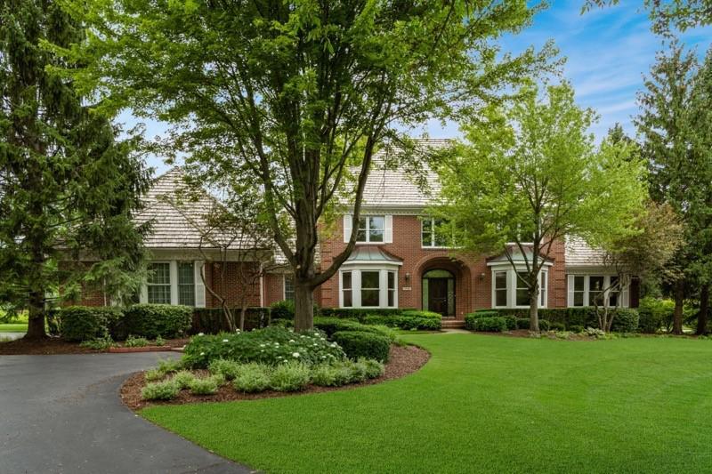 4760 Doncaster Ct., Long Grove, IL 60047