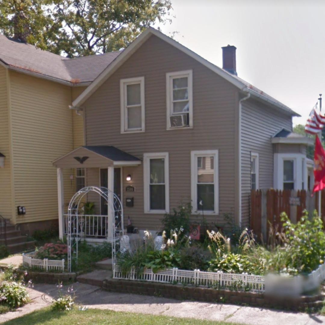 2506 5 1/2 Ave., Rock Island, IL 61201