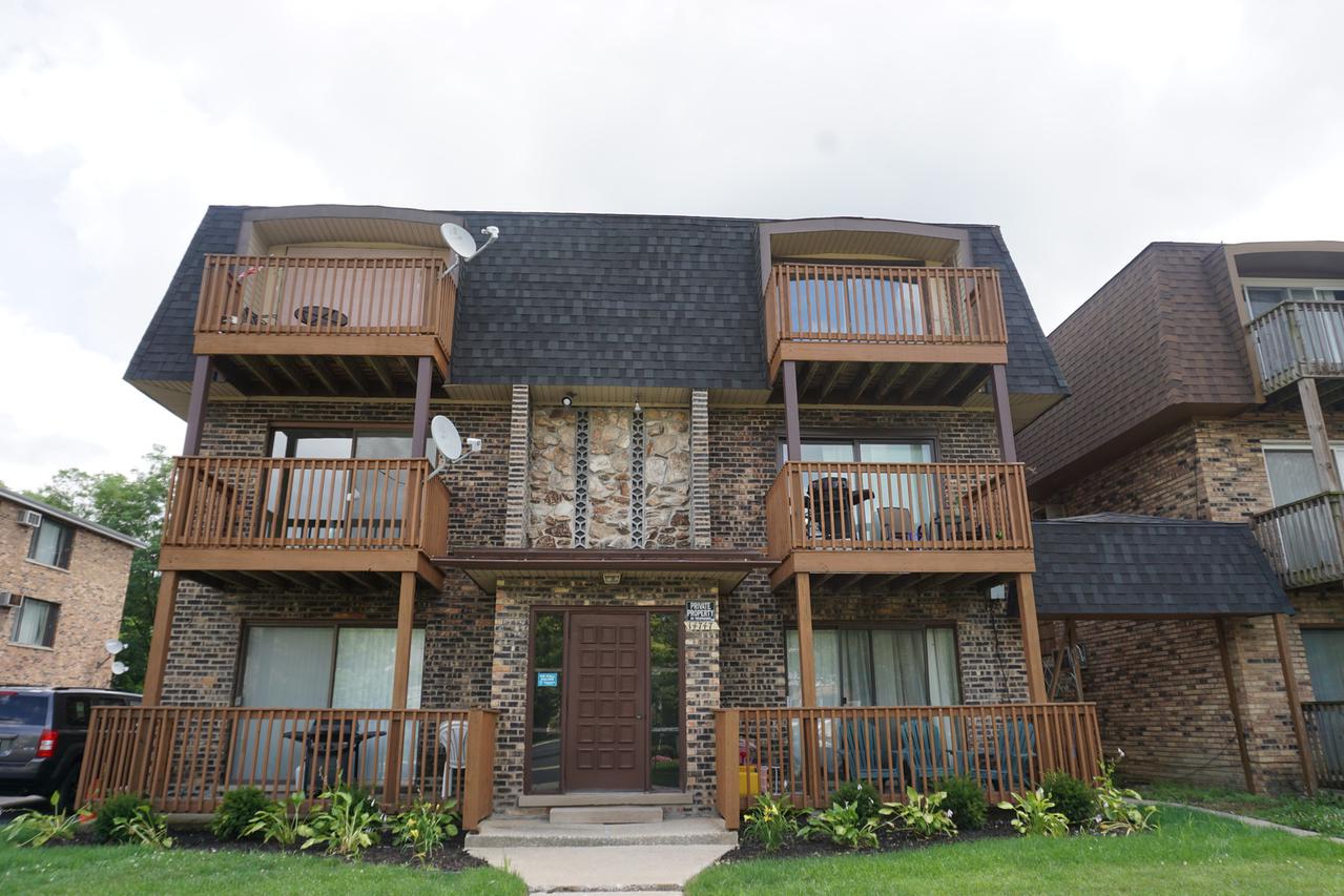14747 Kenton Ave. #2A, Midlothian, IL 60445