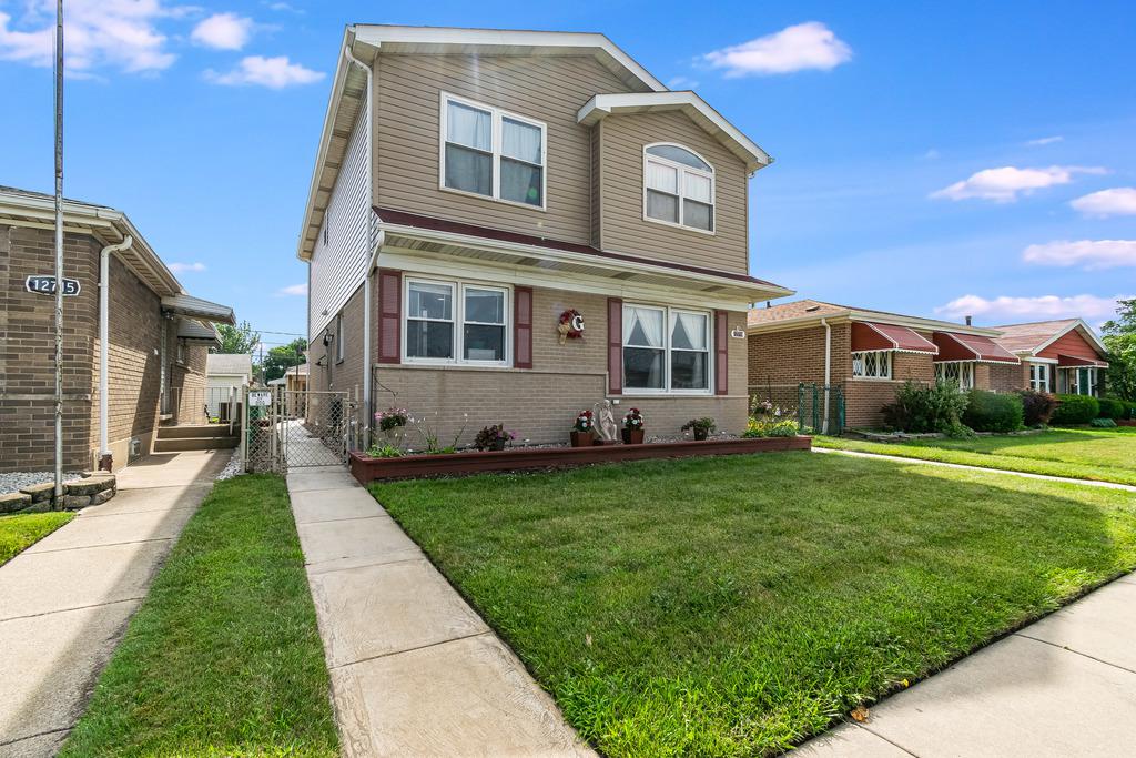 12719 S Saginaw Ave., Chicago, IL 60633