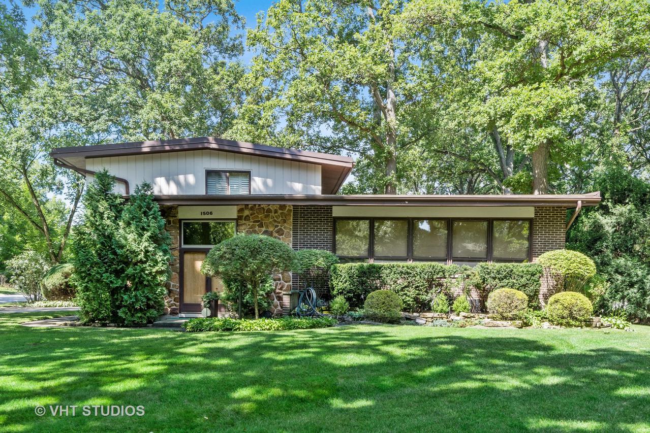 1506 Cloverdale Ave., Highland Park, IL 60035