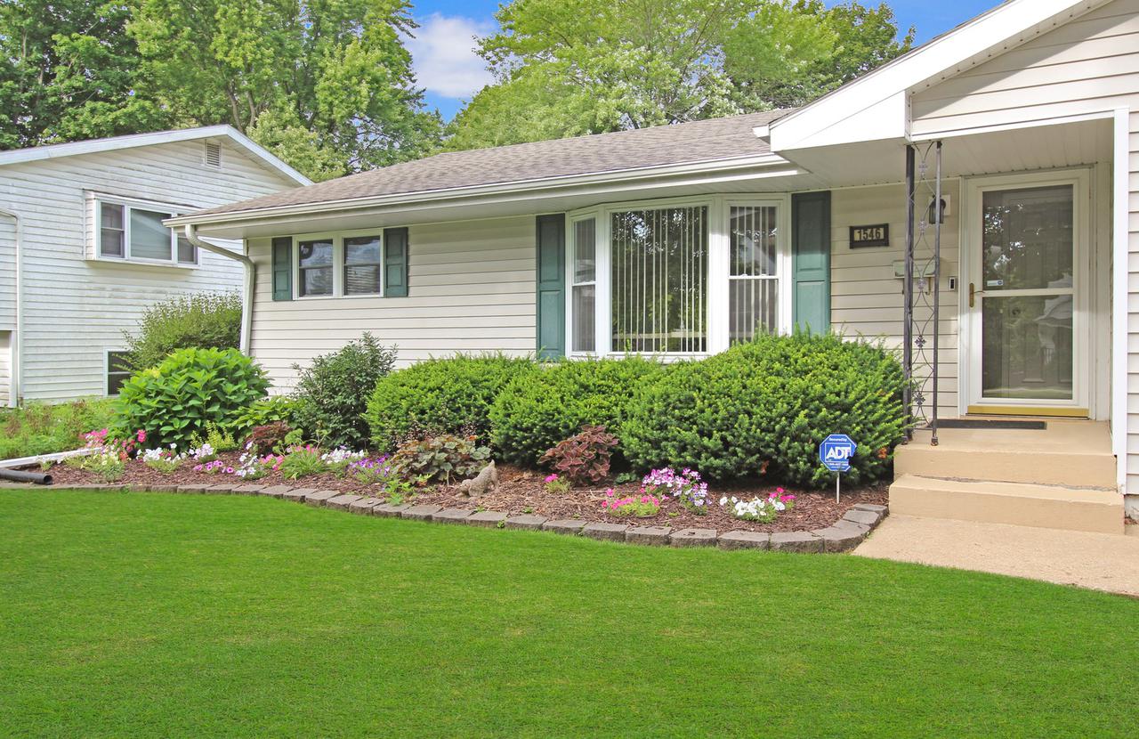 1546 Meadowbrook Ln., Freeport, IL 61032