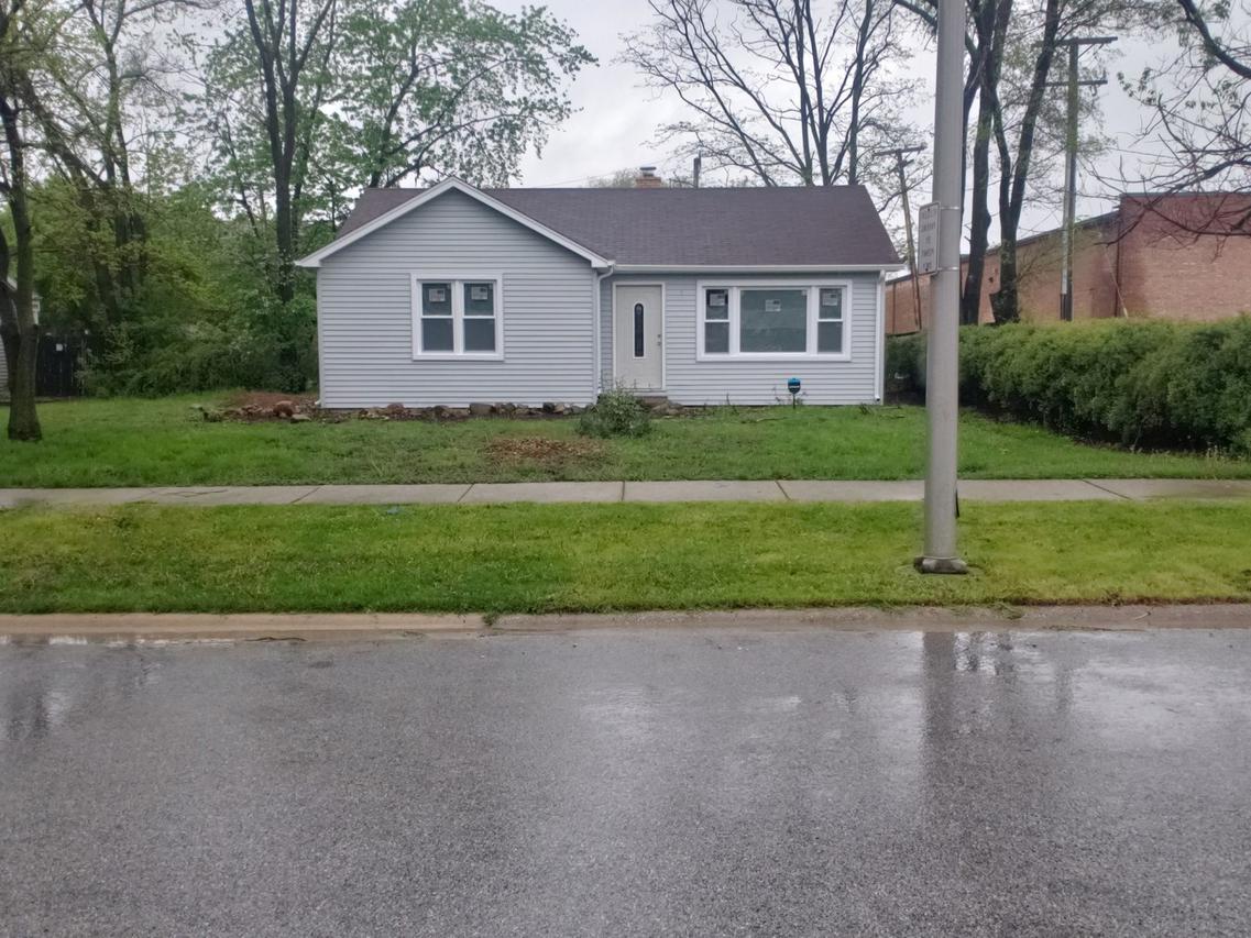 9507 Normandy Ave., Oak Lawn, IL 60453