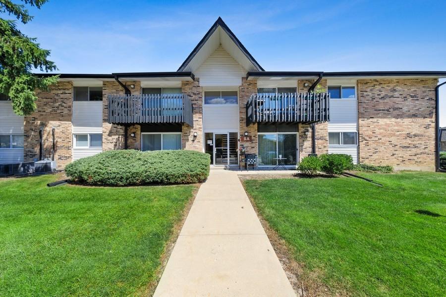 5A Kingery Quarter #203, Willowbrook, IL 60527