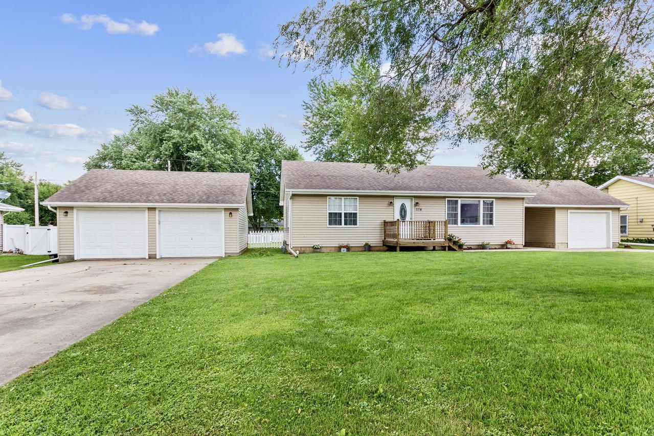 374 N Park Rd., Herscher, IL 60941