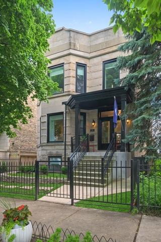 1439 W Farragut Ave., Chicago, IL 60640