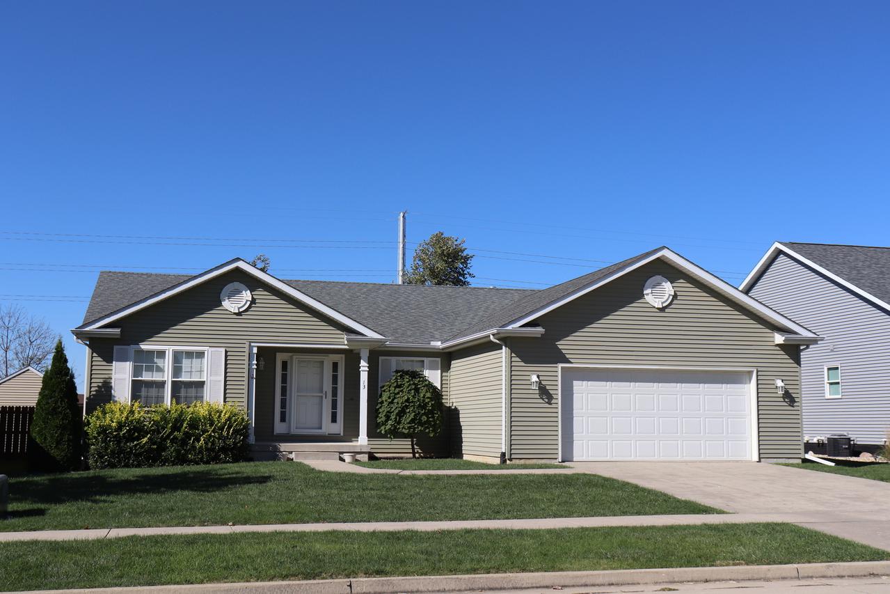 13 Delmar Dr., Clinton, IL 61727