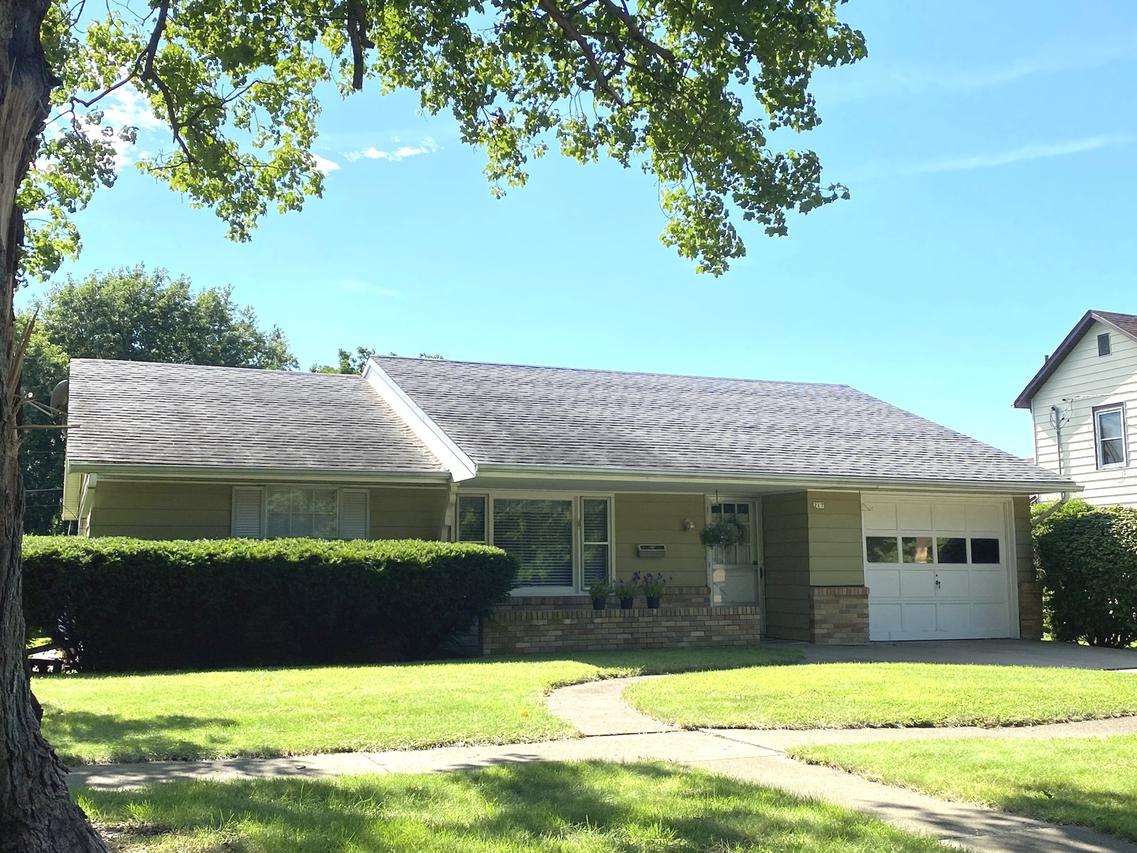 217 S Washington St., Sheffield, IL 61361