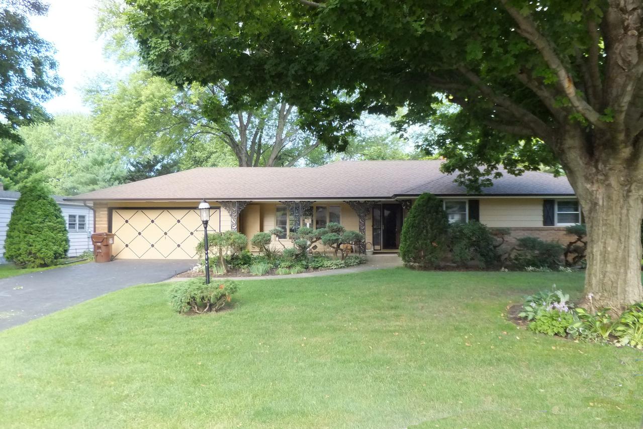 2426 Devonshire Dr., Rockford, IL 61107