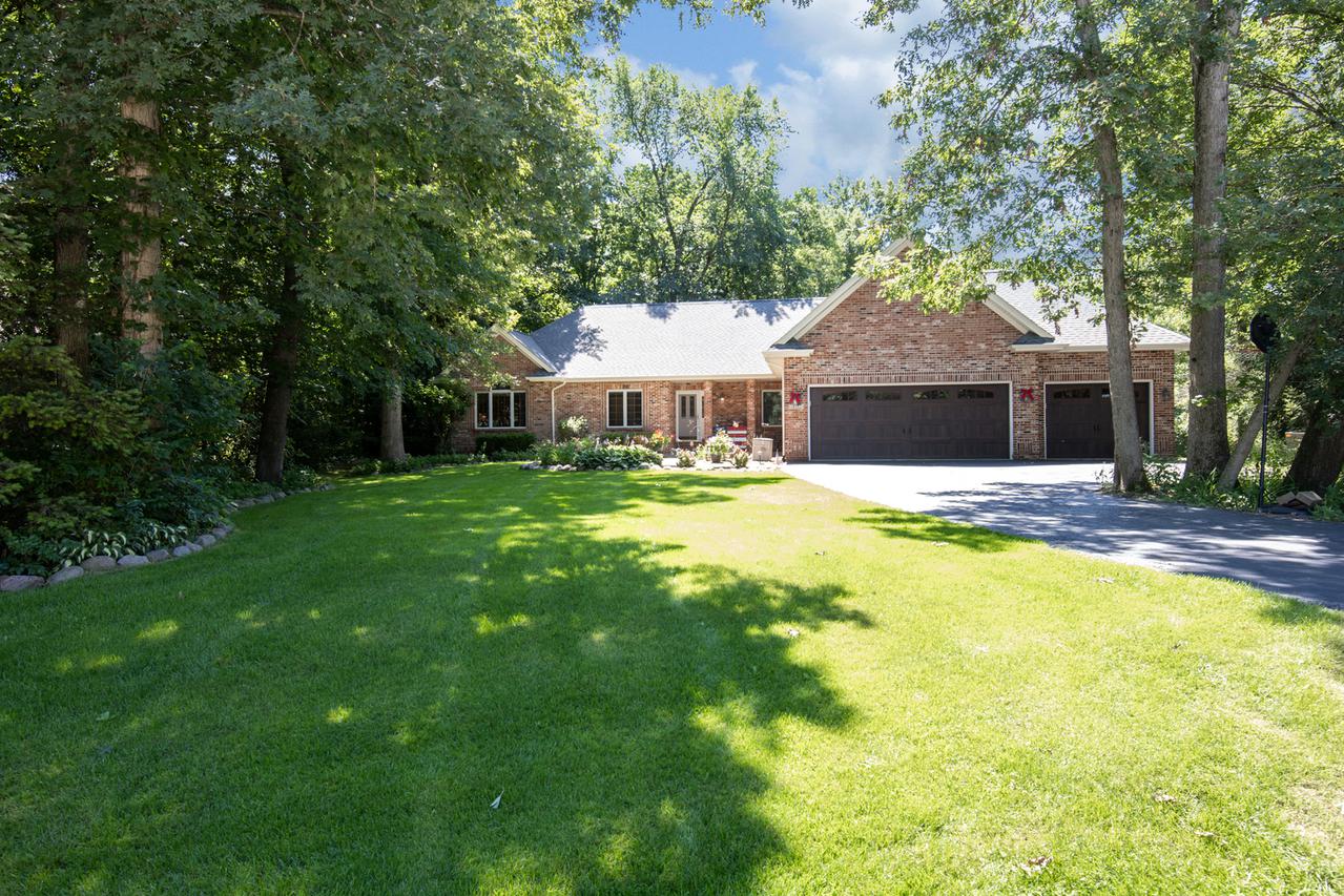 14152 Hickory Rise Ct., Roscoe, IL 61073