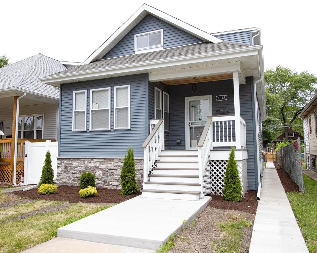 1312 W 98th St., Chicago, IL 60643