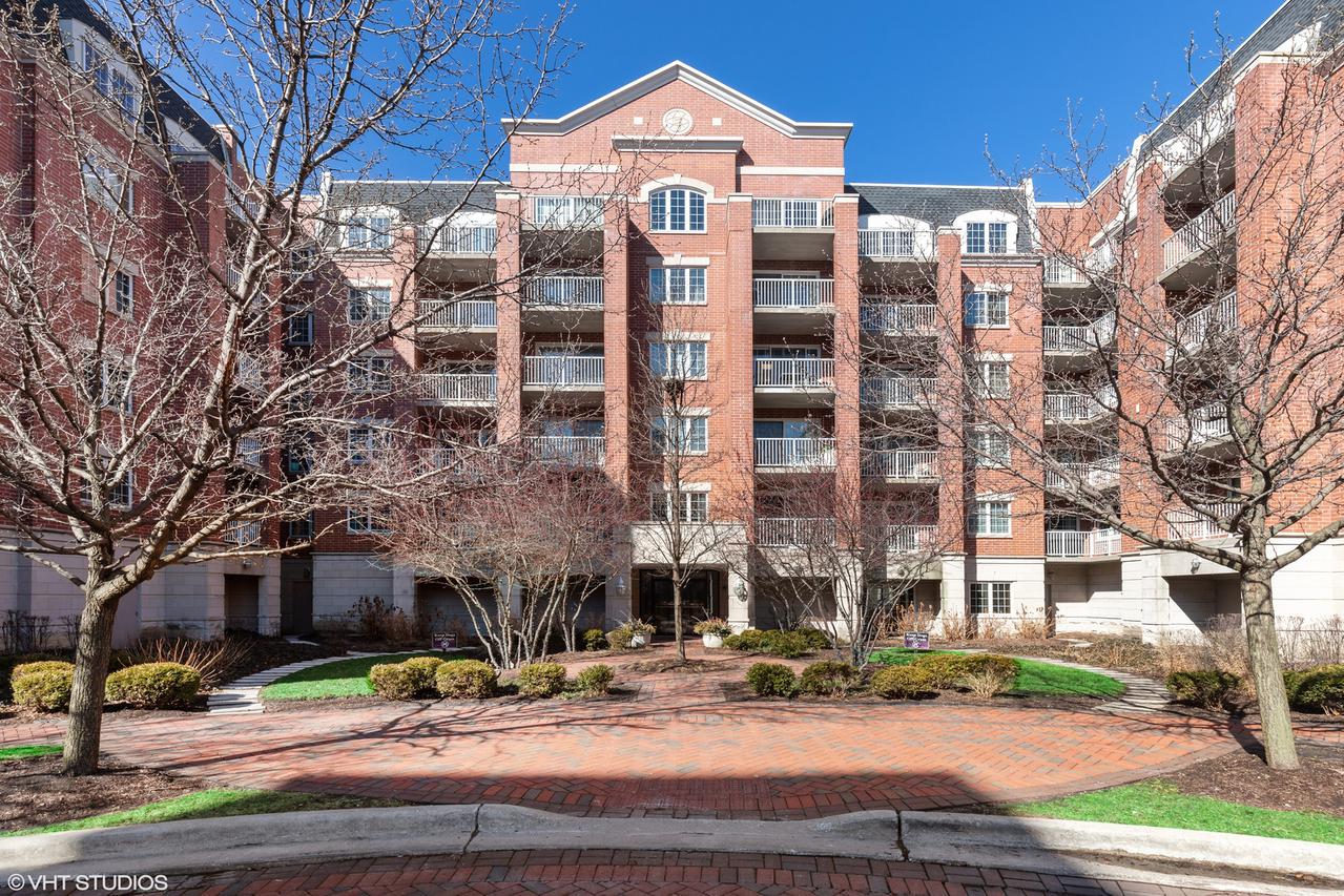 4833 N Olcott Ave. #409, Harwood Heights, IL 60706