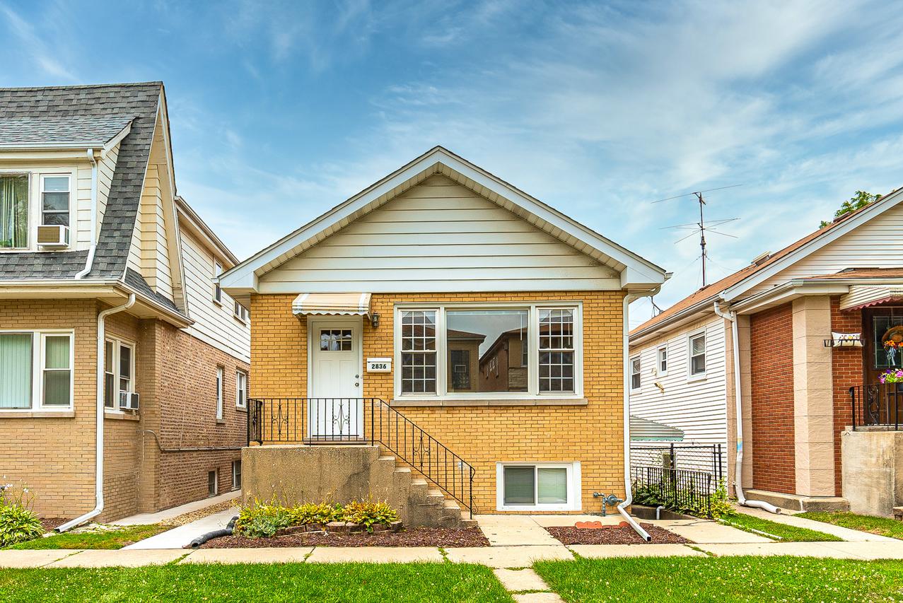 2836 N 75th Ave., Elmwood Park, IL 60707