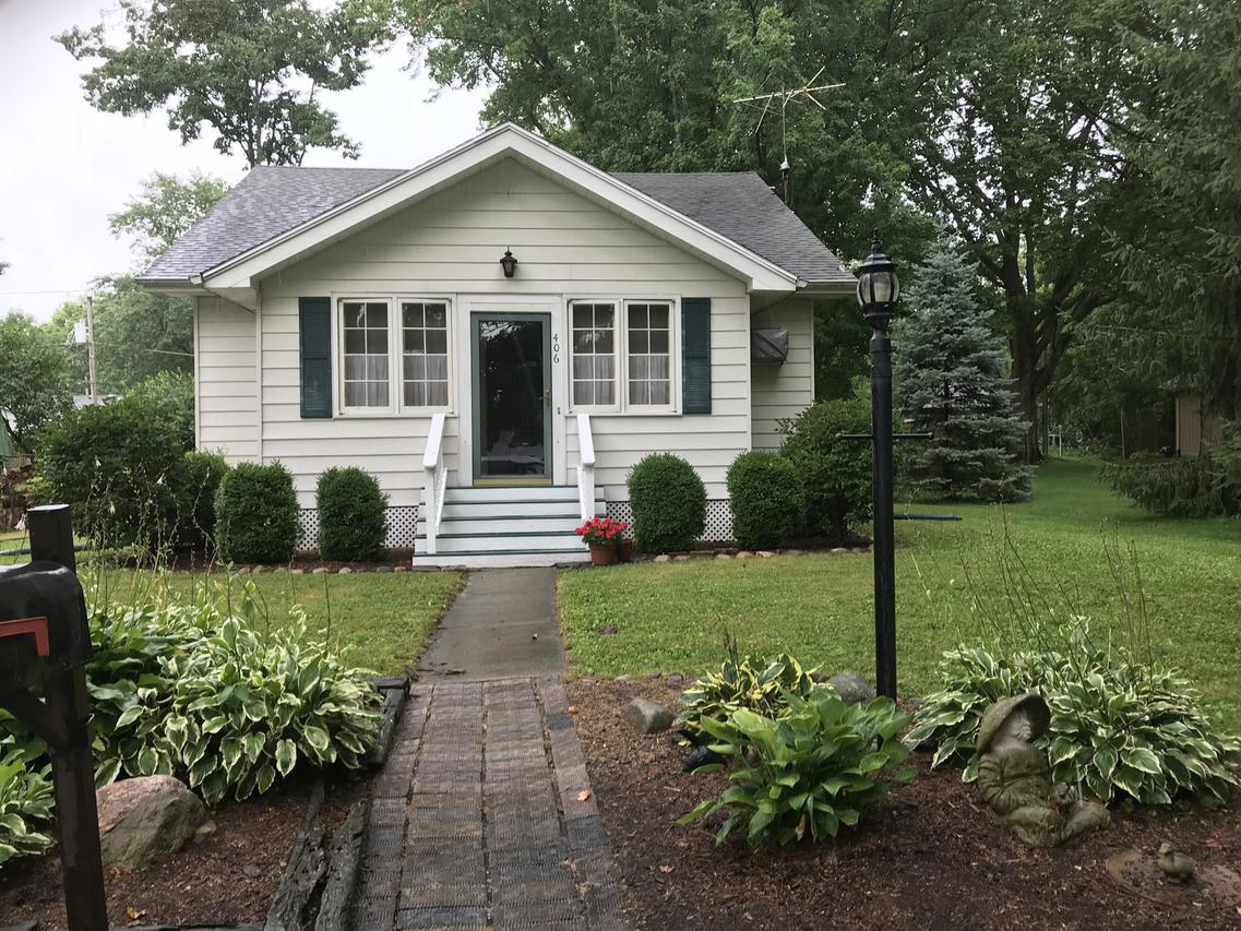 406 S 3rd St., St. Joseph, IL 61873