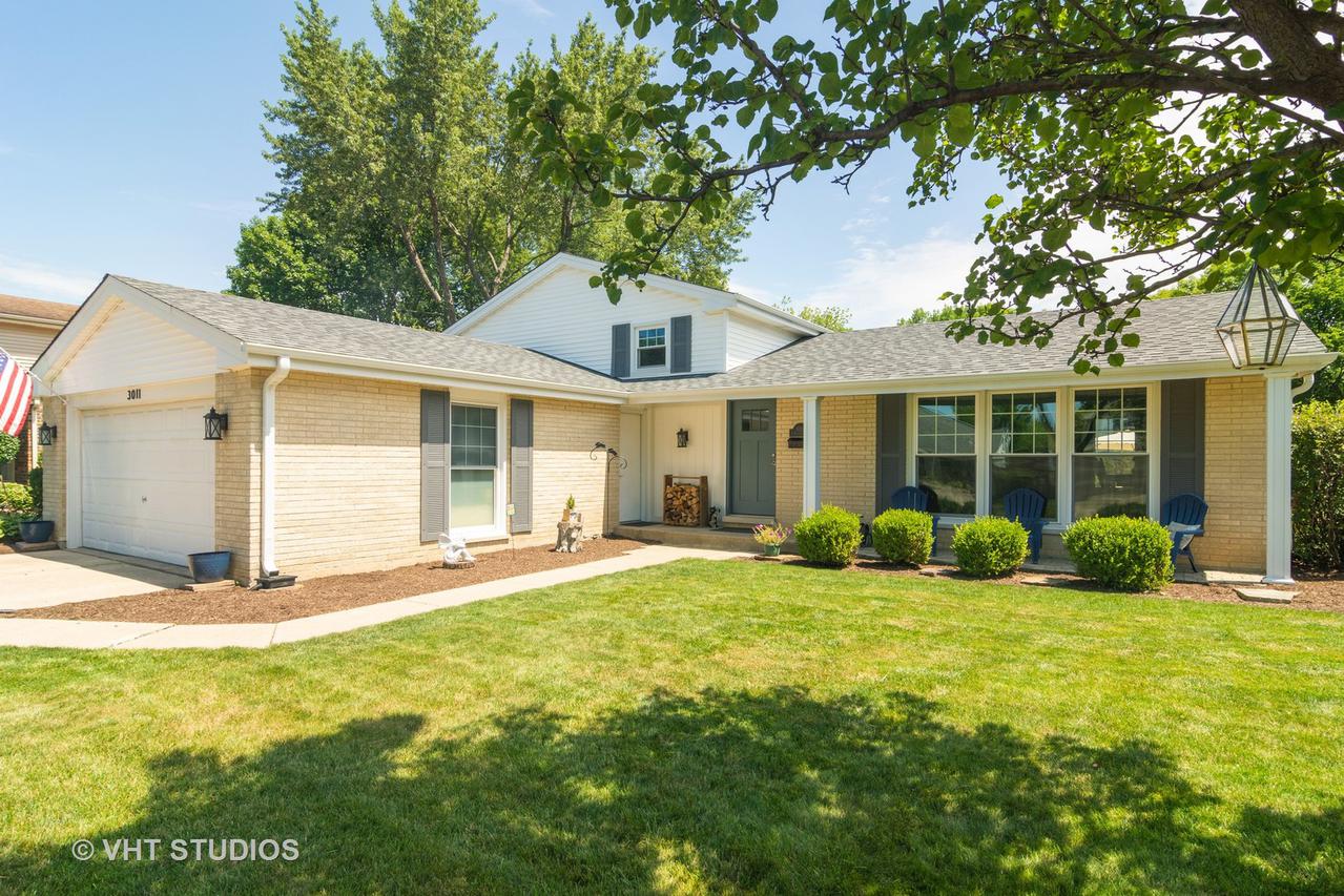 3011 N Windsor Dr., Arlington Heights, IL 60004