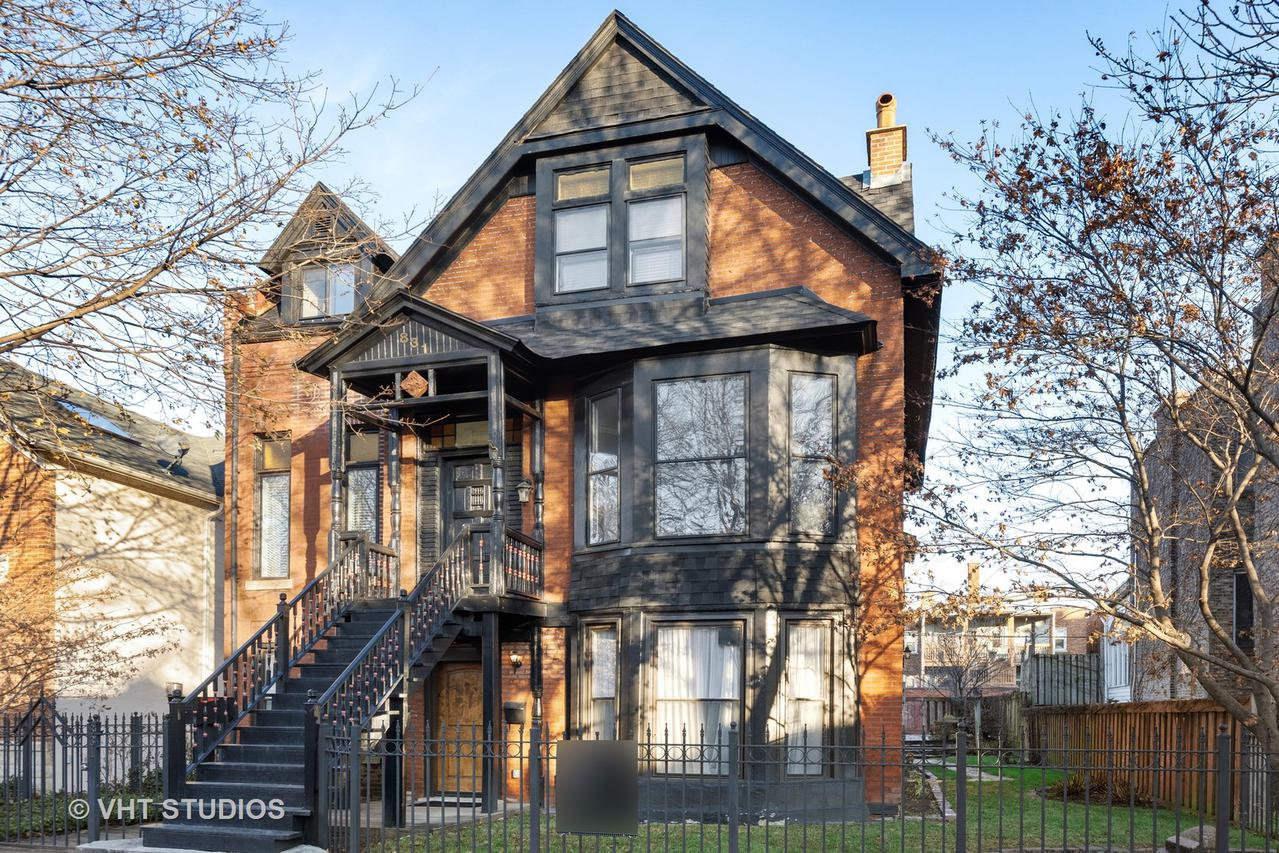 831 S Claremont Ave., Chicago, IL 60612