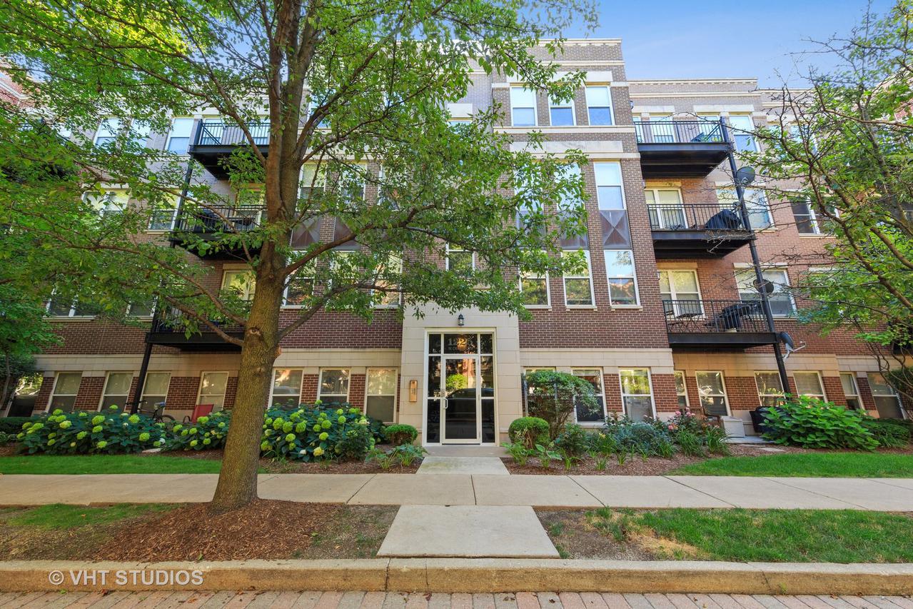 1225 N Orleans Ct. #501, Chicago, IL 60610