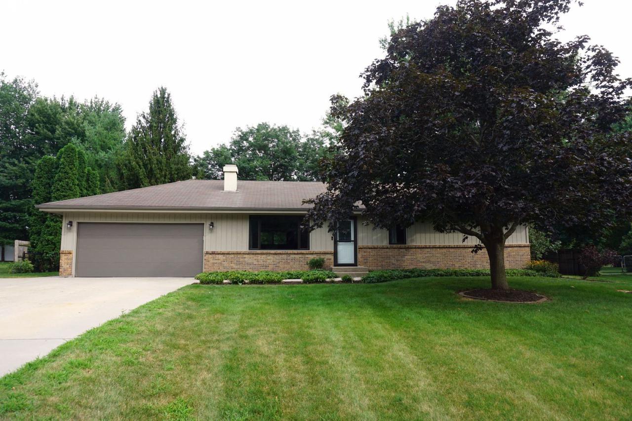 6463 Rendova Ct., Roscoe, IL 61073