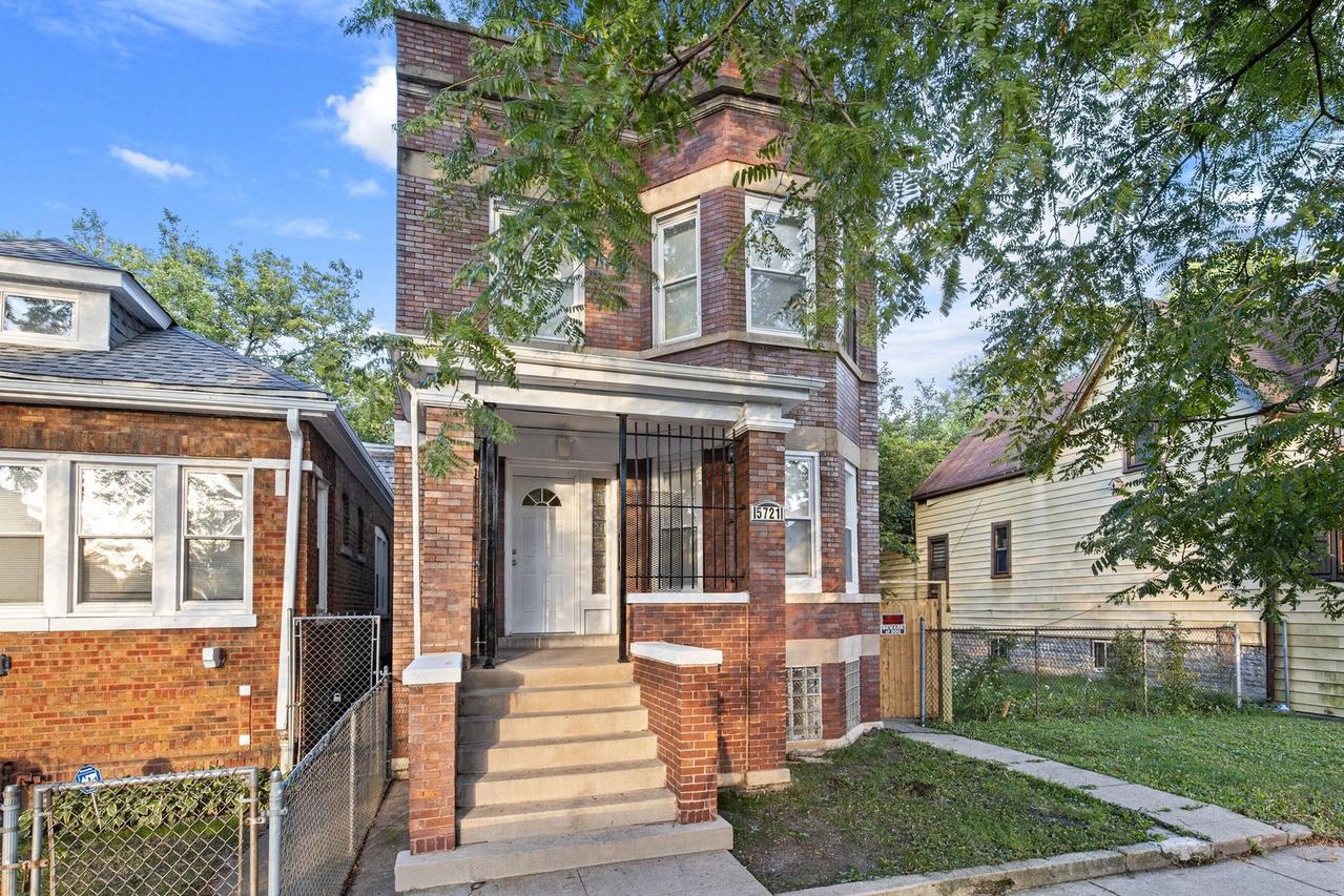 5721 S Hermitage Ave., Chicago, IL 60636