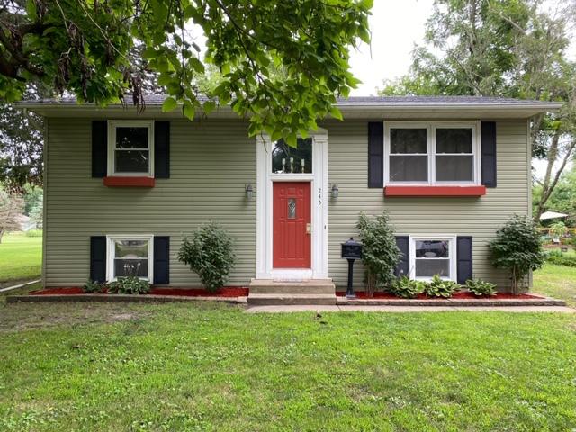 245 N Jefferson Ave., Amboy, IL 61310