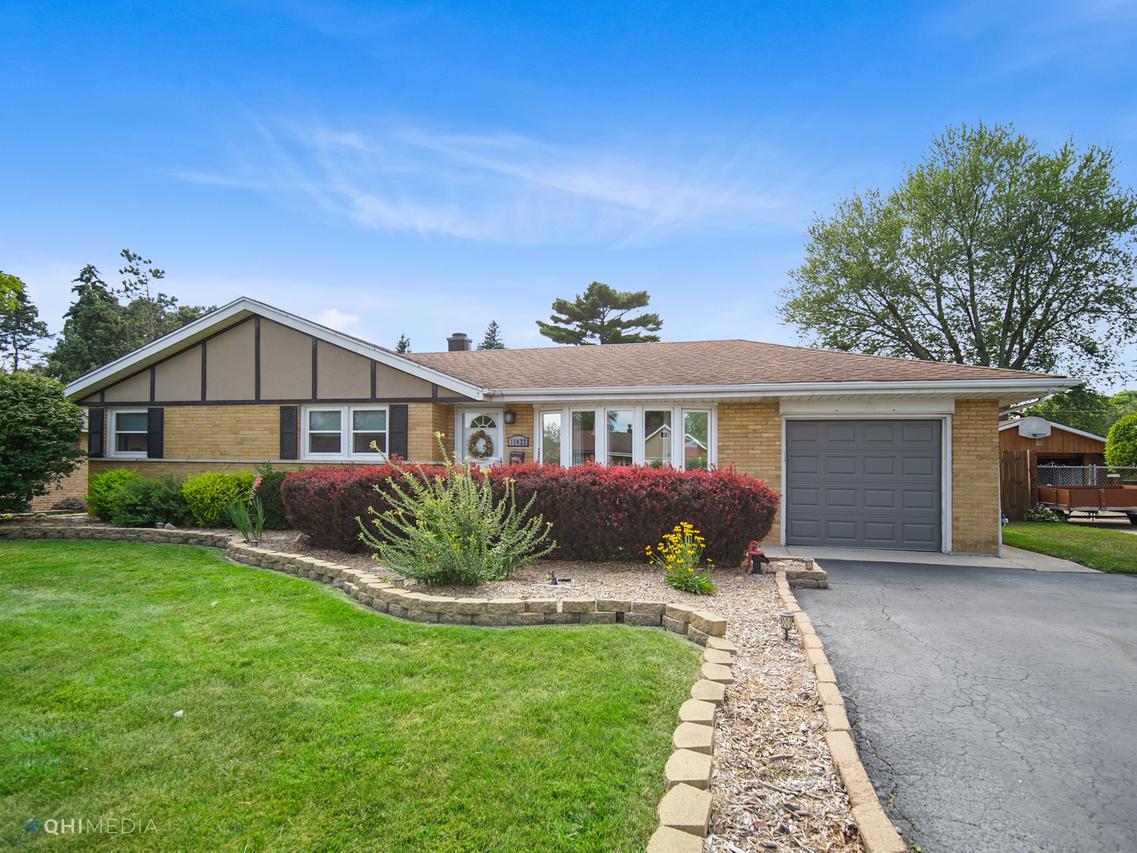 11432 S Neenah Ave., Worth, IL 60482