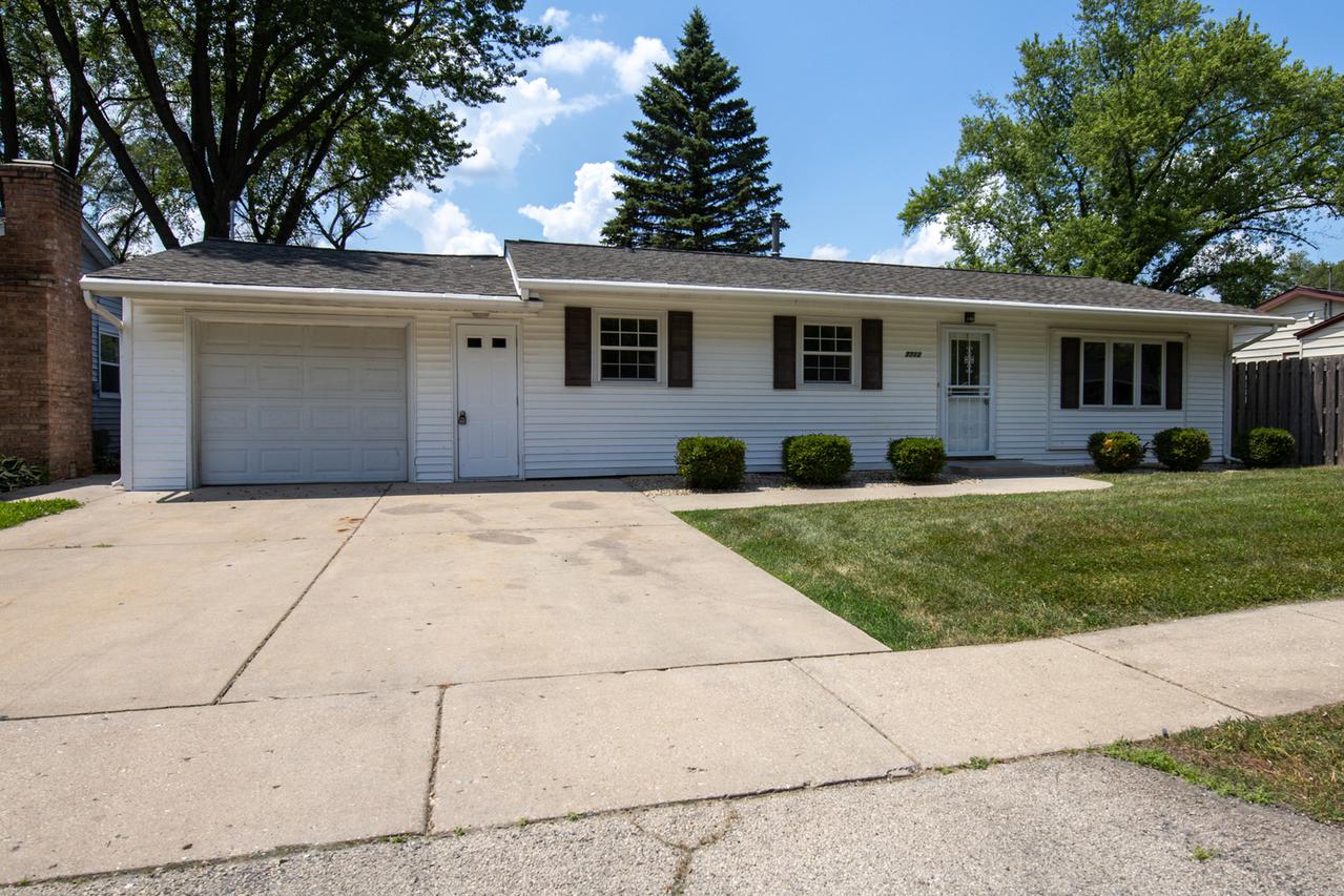7712 Randy Rd., Machesney Park, IL 61115