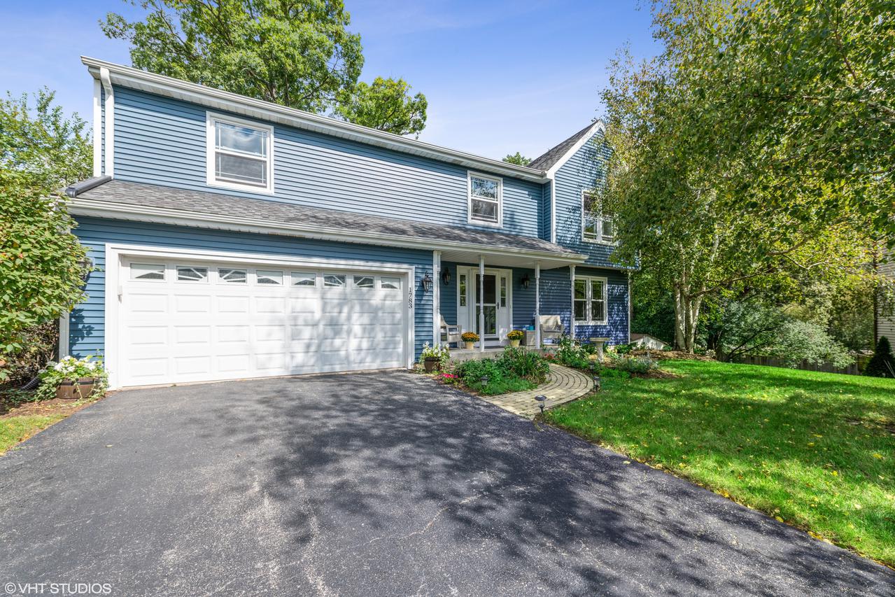 1783 Lind Ln., Gurnee, IL 60031
