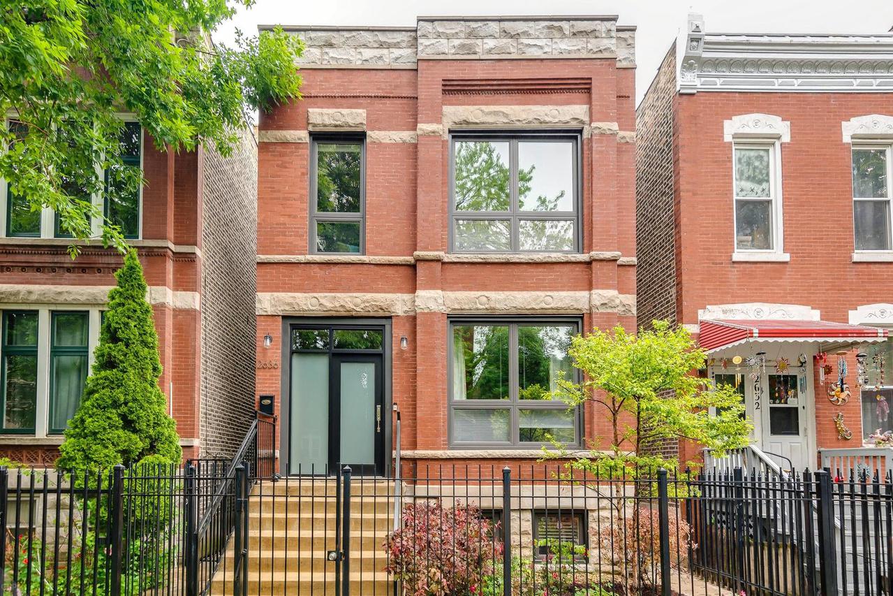 2636 W Crystal St., Chicago, IL 60622