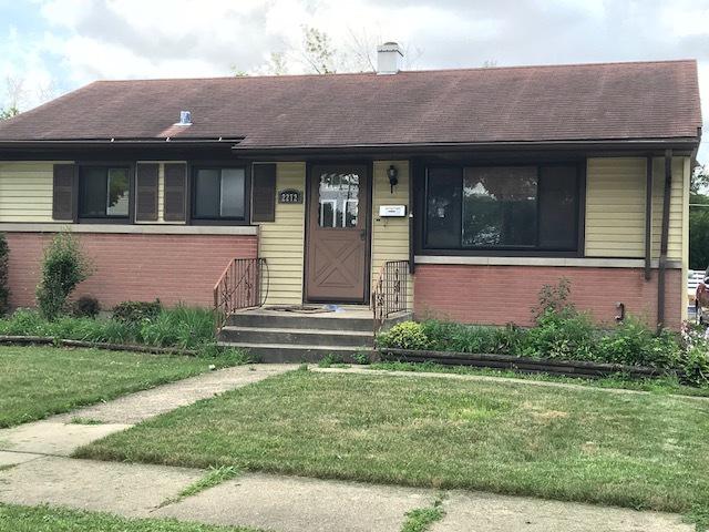 2272 Magnolia Ave., Des Plaines, IL 60018