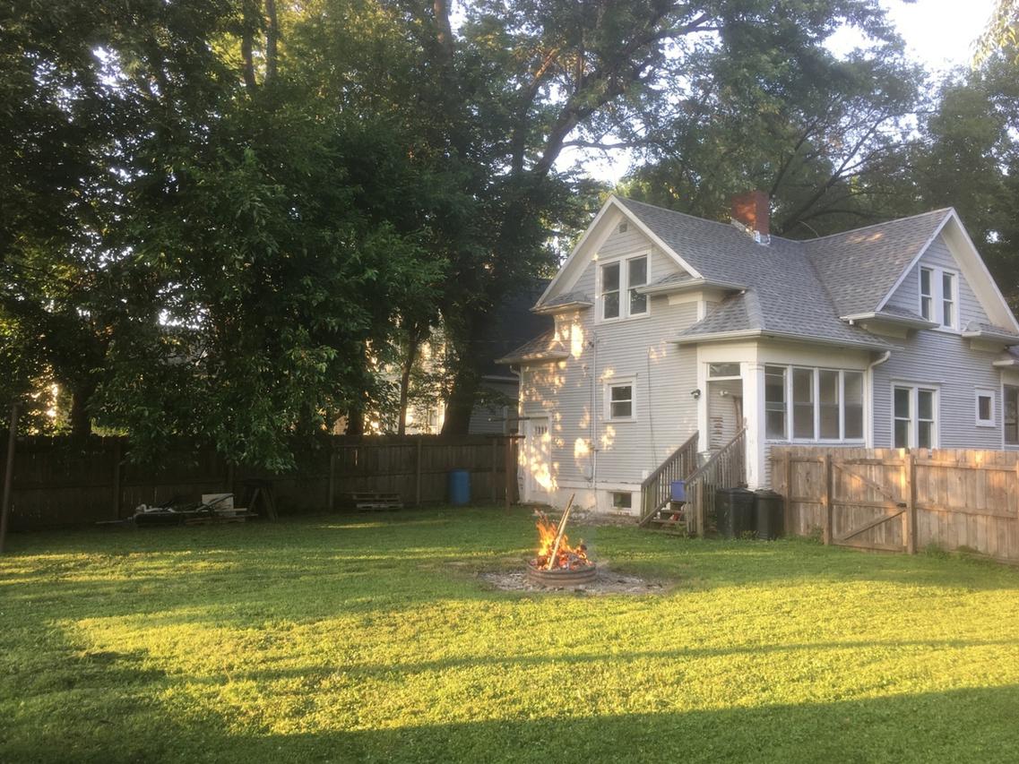 1103 N Hickory St., Champaign, IL 61820