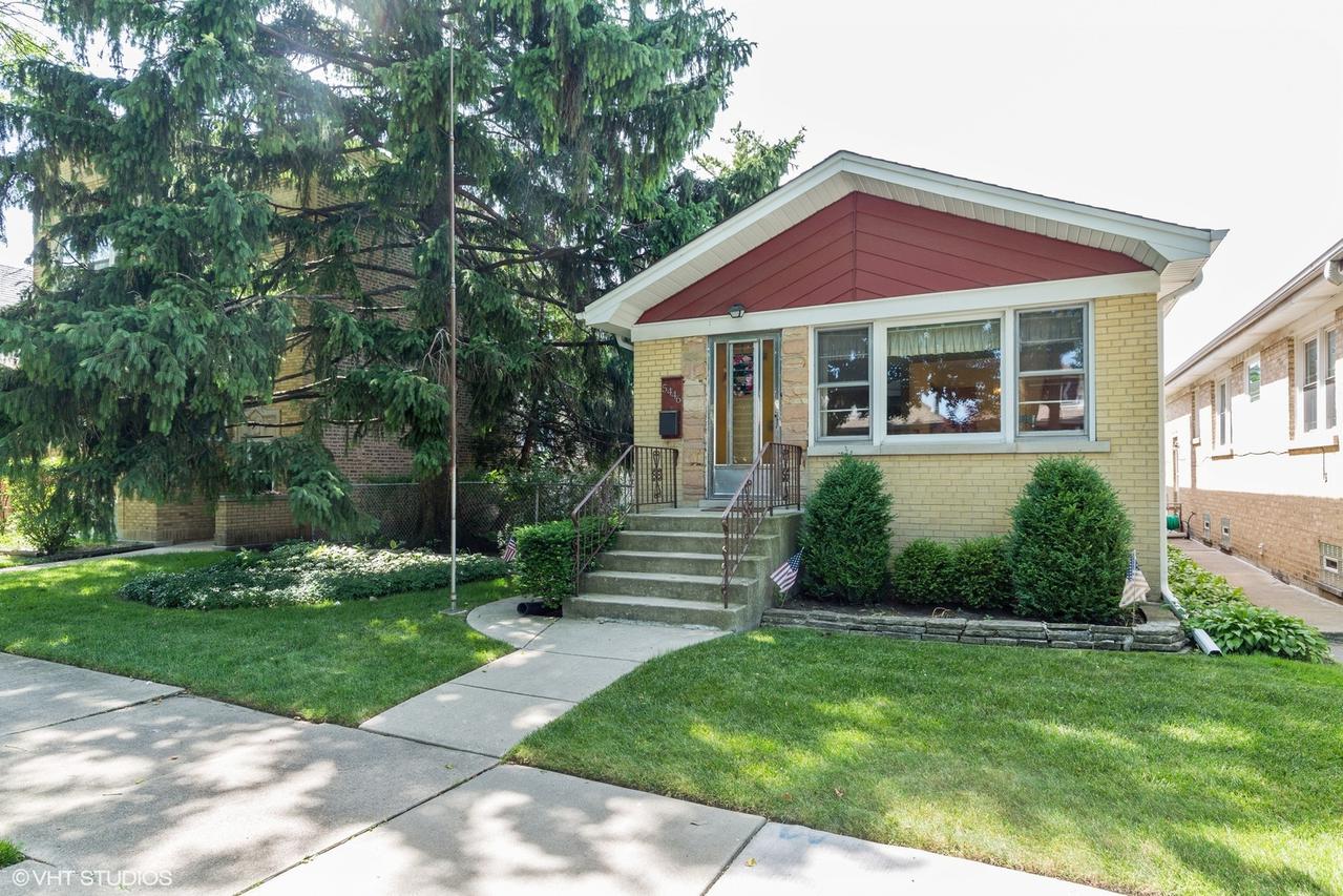 5446 N Ludlam Ave., Chicago, IL 60630